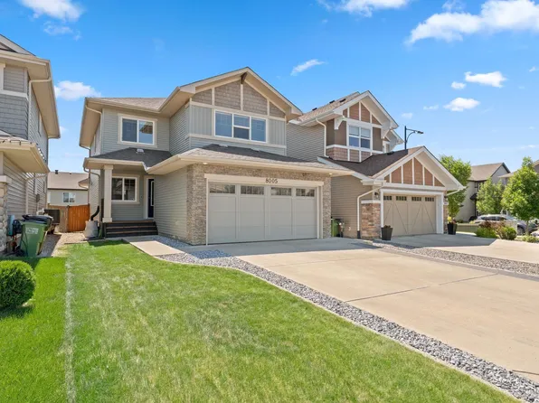 8005 Evans Cres NW, Edmonton, AB T6M 0T7