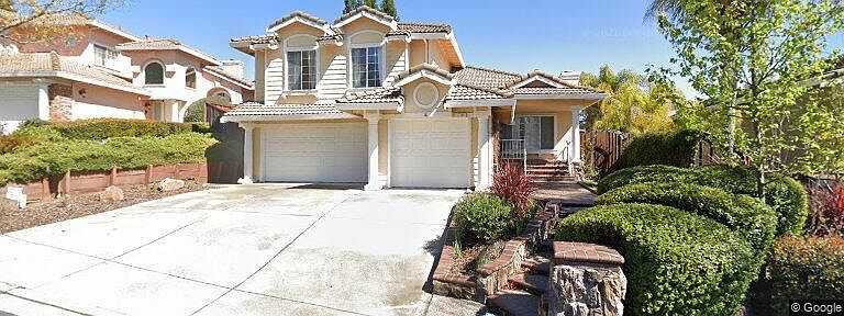 1st image of 131 Coolspring Ct