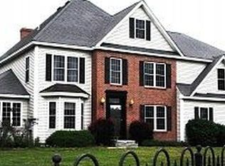 24 Mountain Rd, Auburn, NH 03032