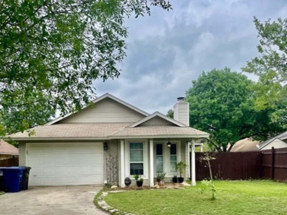 3331 Stoney Briar