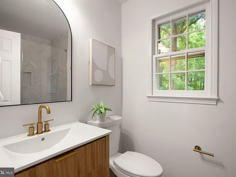 12312 Coleraine Ct — Photo 25