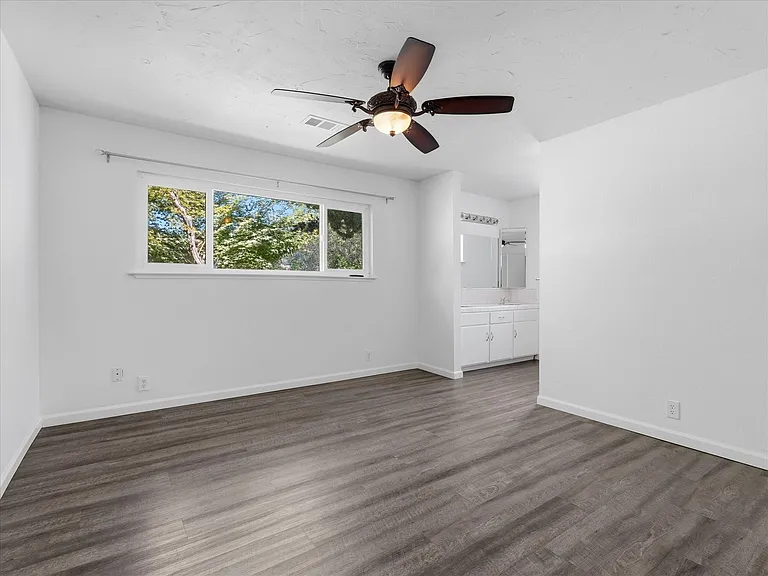 2224 N Bethel Ave — Photo 25