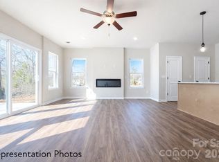 5905 Wallace Ave, Charlotte, NC