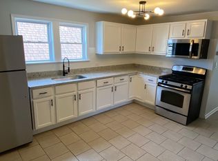 3263 N Central Park Ave APT 3, Chicago, IL 60618