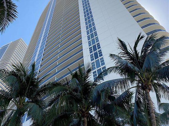 3rd image of 1850 S Ocean Dr APT 1004