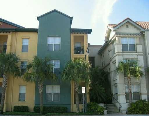 Exterior on Horatio