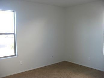 4th image of 10938 W College Dr