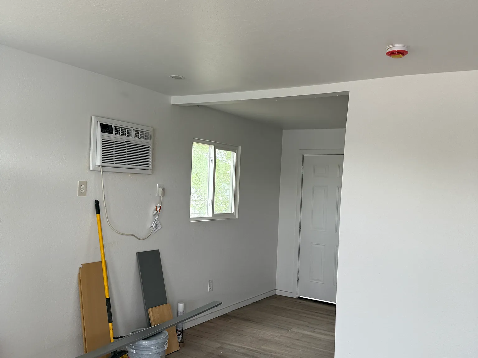 10443 E Akron St — Photo 2