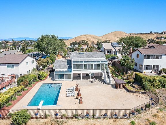2nd image of 446 Mills Drive