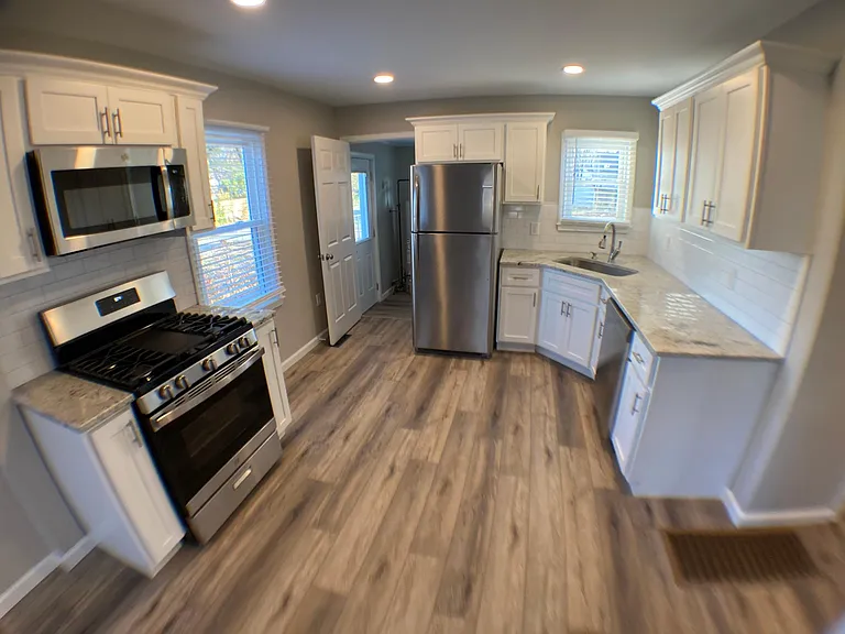 535 Harris Pl — Photo 11