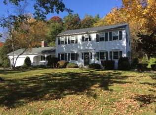 18 Millbrook Dr, Wilbraham, MA 01095