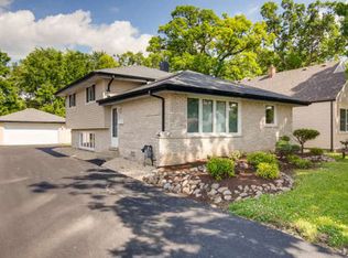 11125 S Depot St, Worth, IL
