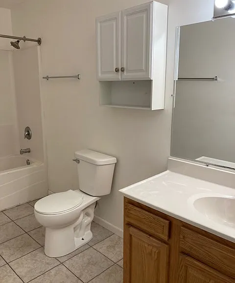 2923 W Louise St #3 — Photo 8