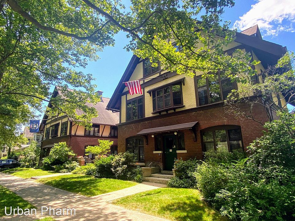 1st image of 207 Morris Ave SE APT 1