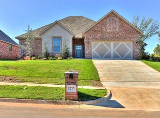 2733 Tranquilo Ln, Edmond, OK 73034