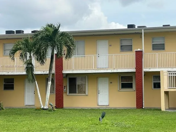 1255 W 49th Pl APT D101, Hialeah, FL 33012
