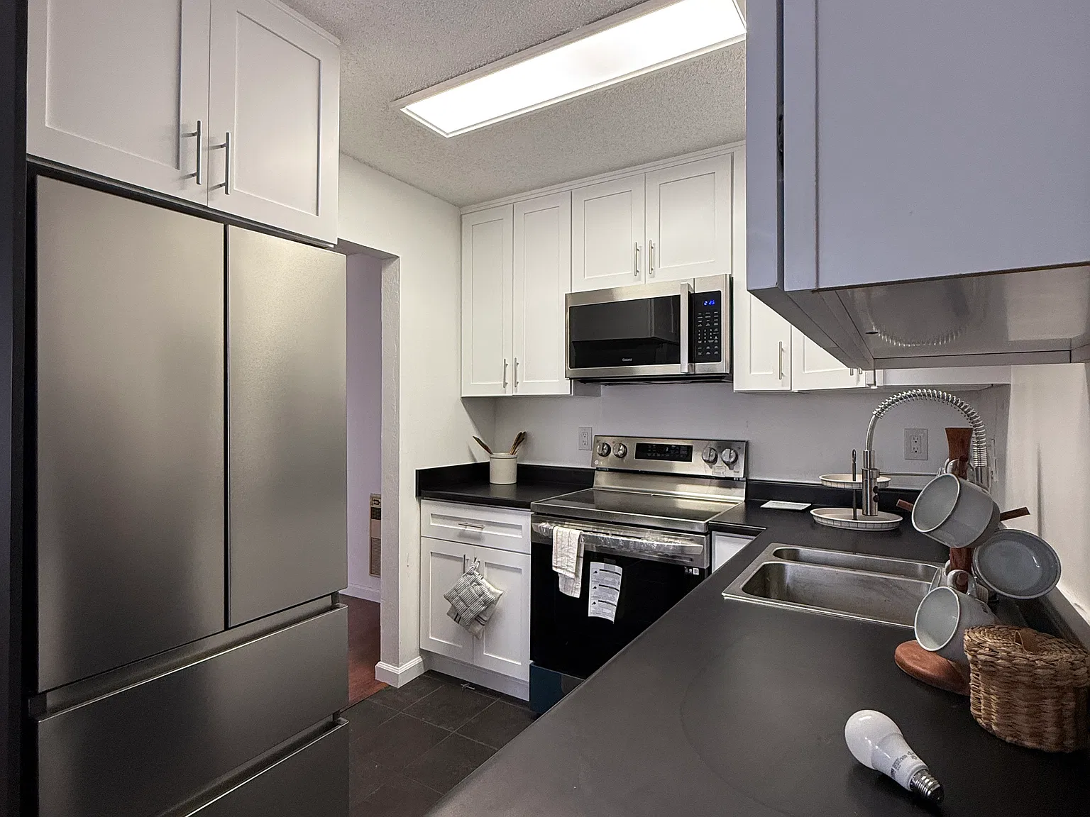 1 bed, 500 sqft, $2,200 — Photo 1