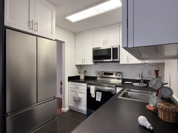 362 Belmont St #2, Oakland, CA 94610