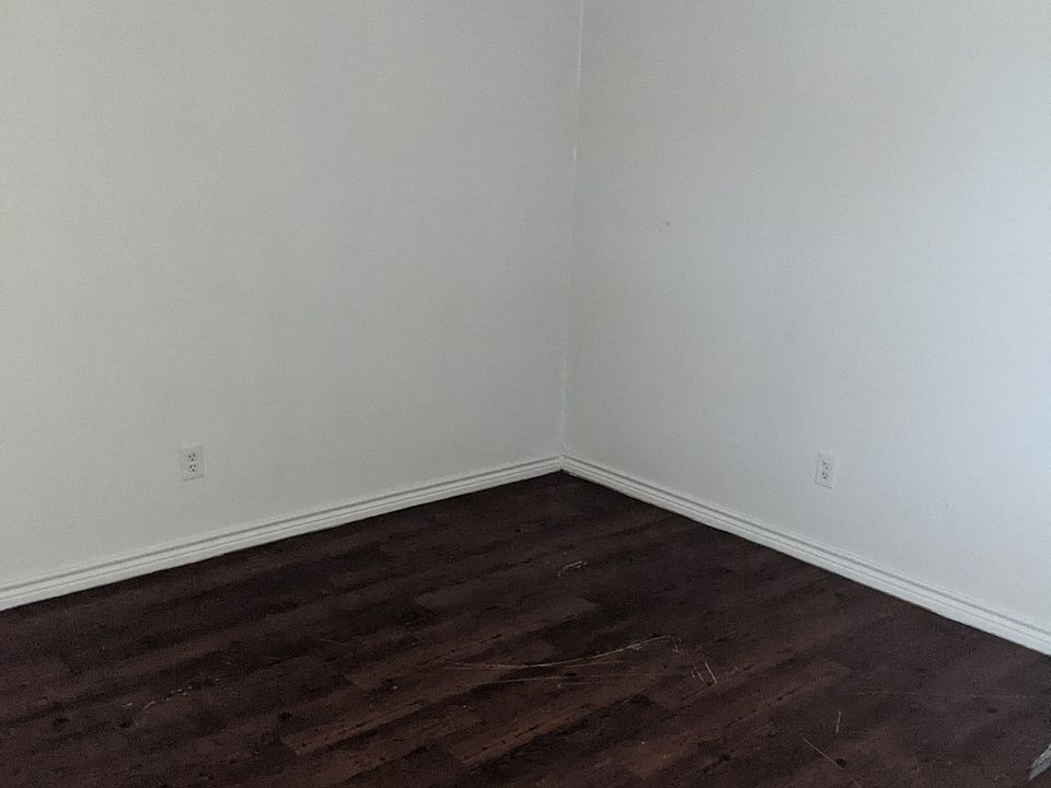 1st image of 512 W Green Ave #21
