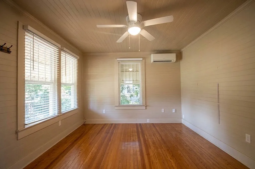 2 bed, 1.0 bath, 700 sqft, $1,450 — Photo 3