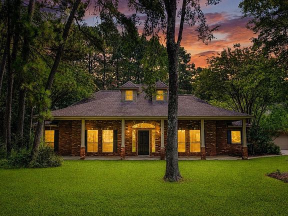 4th image of 10034 Crestwater Cir