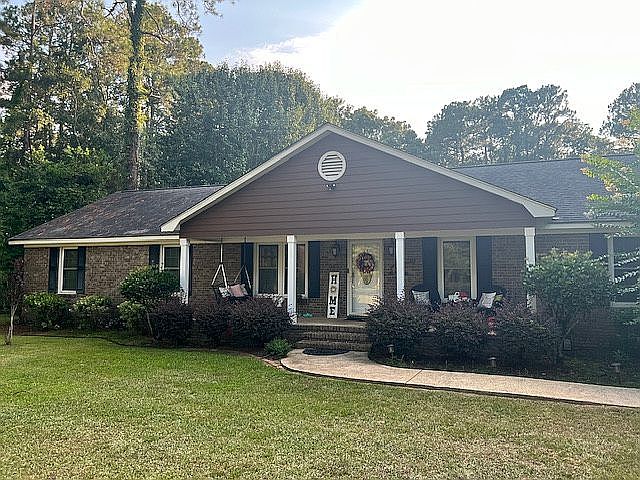 1st image of 239 Thimblemill Dr