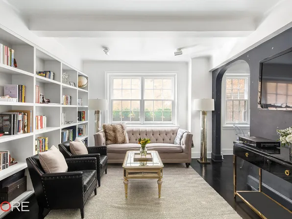 51 5th Avenue image 1 of 7