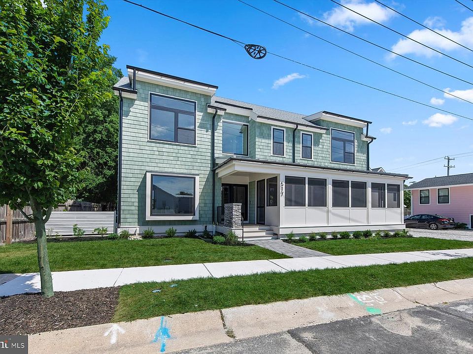 1st image of 517 W 4th St