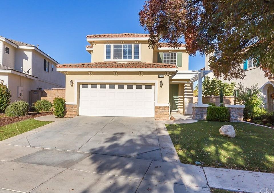 1st image of 32351 Fernleaf Dr