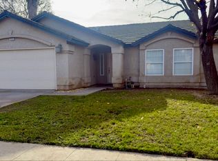 2816 Desert Ranch Way, Madera, CA 93637