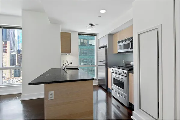 Rented by Douglas Elliman | media 6