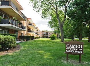 940 Holbrook Rd APT 9A, Homewood, IL