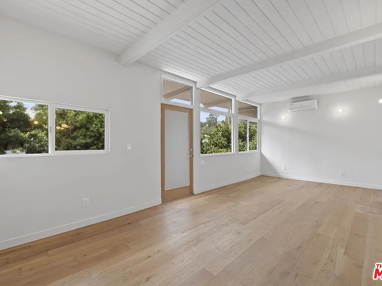 2210 Echo Park Ave #4 — Photo 3