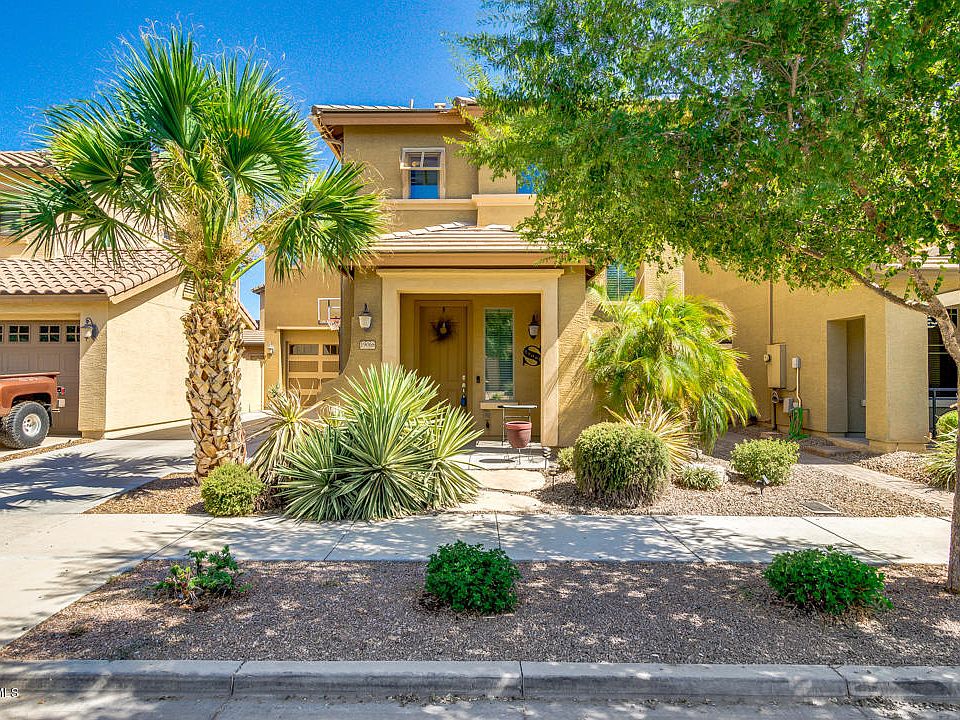 1st image of 19068 E Kingbird Ct
