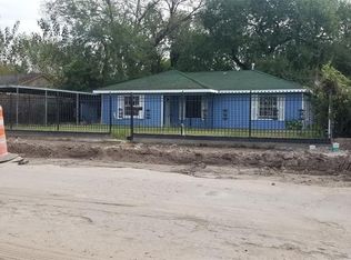 7518 Meadowyork St, Houston, TX 77037