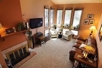 2nd image of 1671 Cove Ct