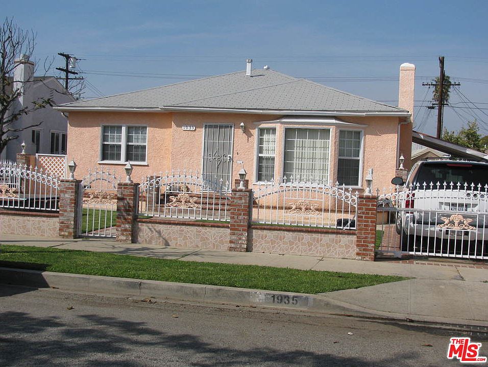 1st image of 1935 W 91st Pl