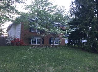 7144 Red Horse Tavern Ln, Springfield, VA 22153