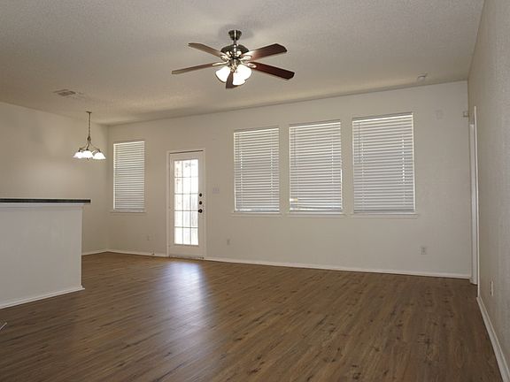 2nd image of 4813 Cape St