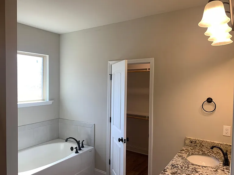 6893 Summerset Dr — Photo 22