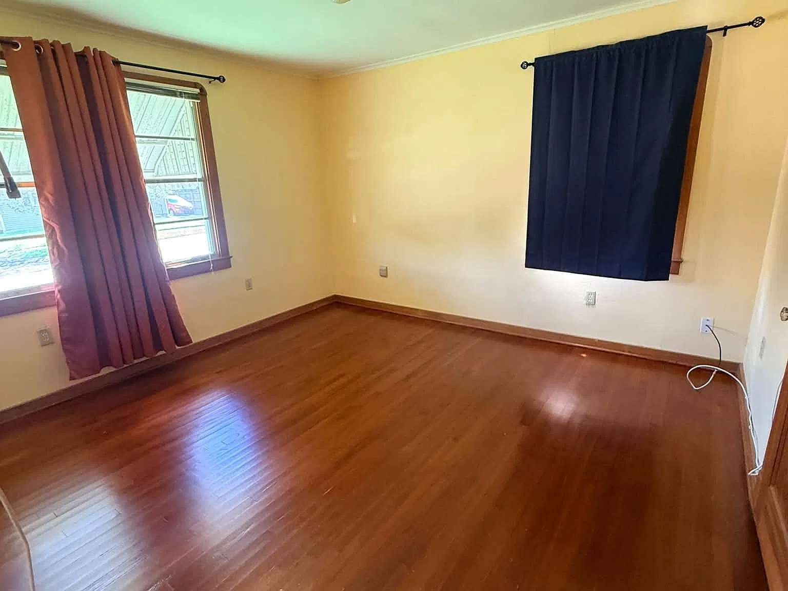 2 bed, 1271 sqft, $1,700 — Photo 4