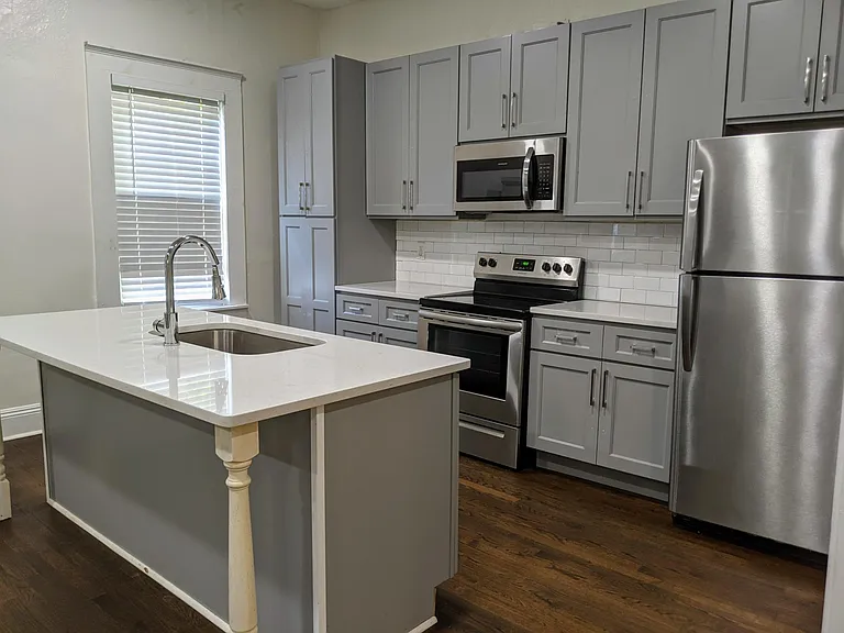697 Dill Ave SW — Photo 5