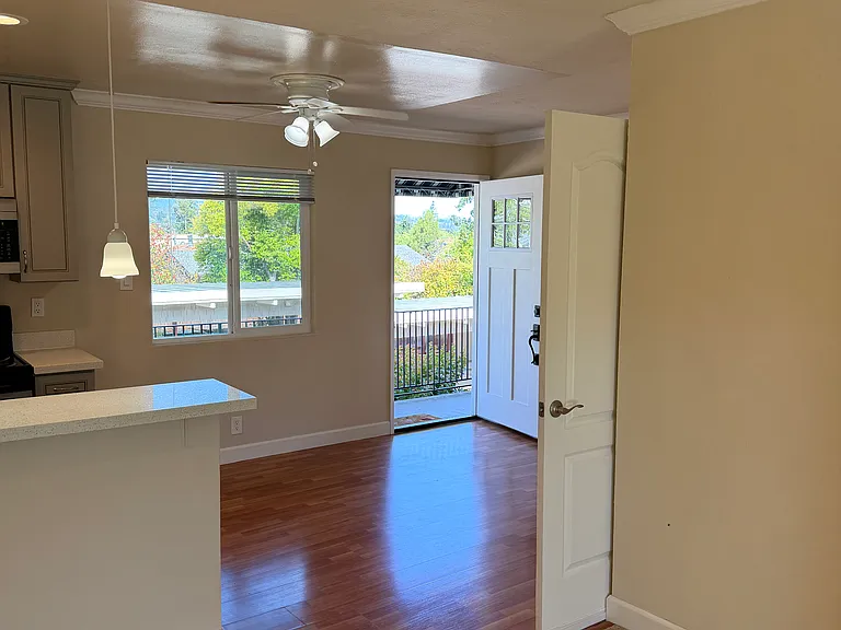 Sunnyvale Terrace Apartments — Photo 14