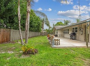 3125 Meyer Dr, Sarasota, FL 34239