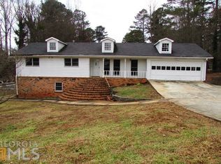 93 Gloster Rd, Lawrenceville, GA 30044