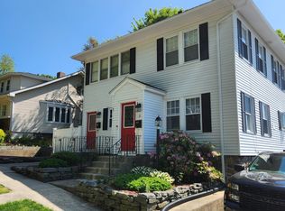 2 Gordon St APT A, Worcester, MA 01604