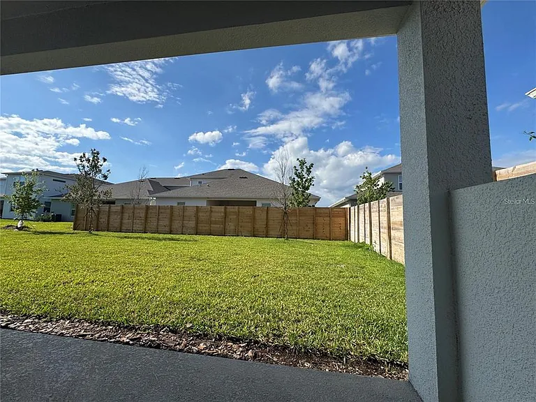 19141 Planetree St — Photo 41