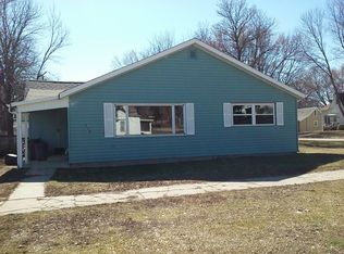 719 W Elm St, Cherokee, IA 51012