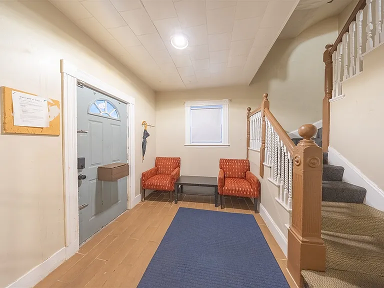 31 Seattle St #1 — Photo 6