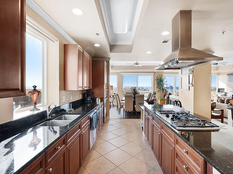 725 Gulf Shore Dr #901B — Photo 13